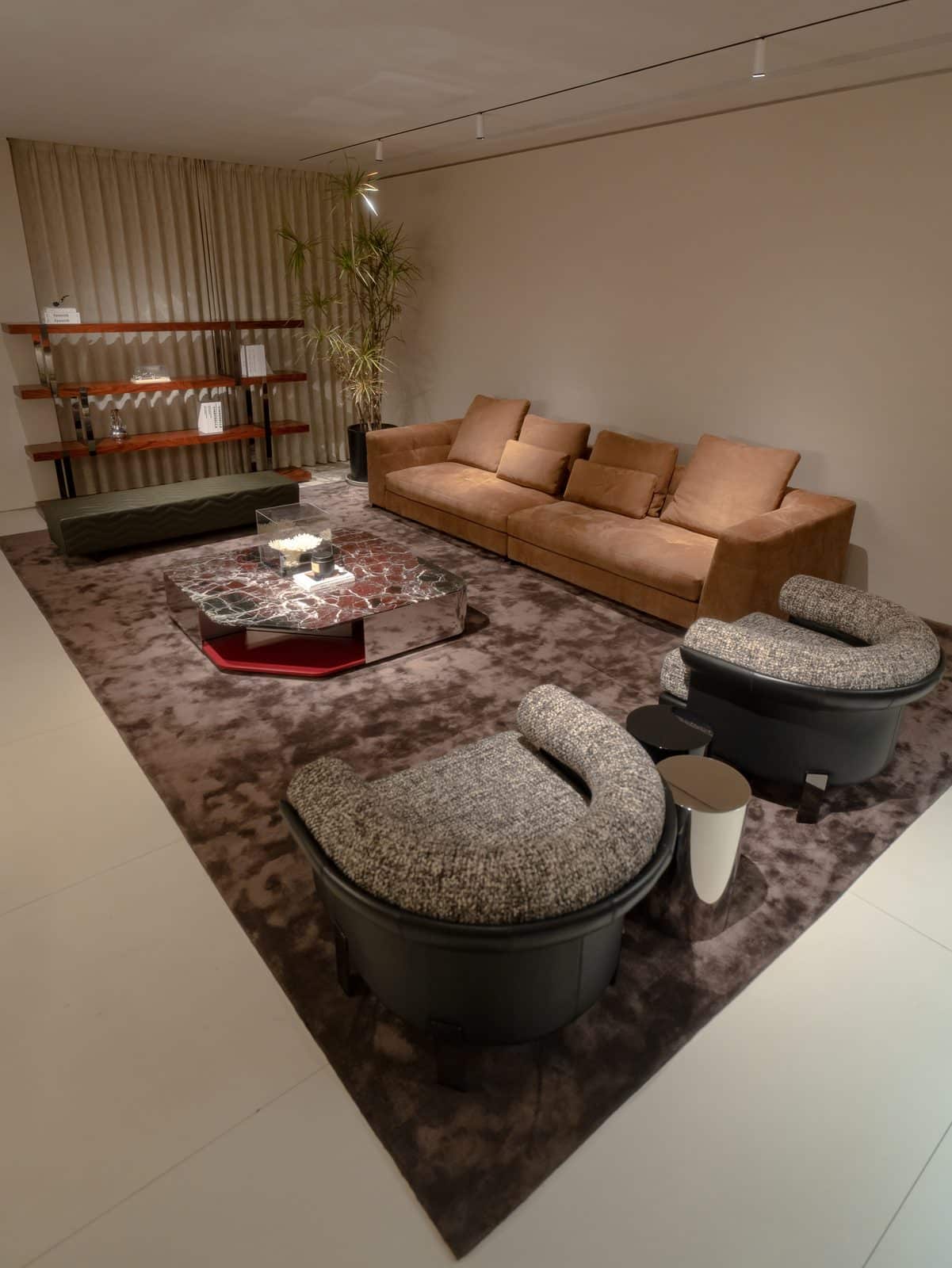 爱米高挑高客厅家具搭配场景