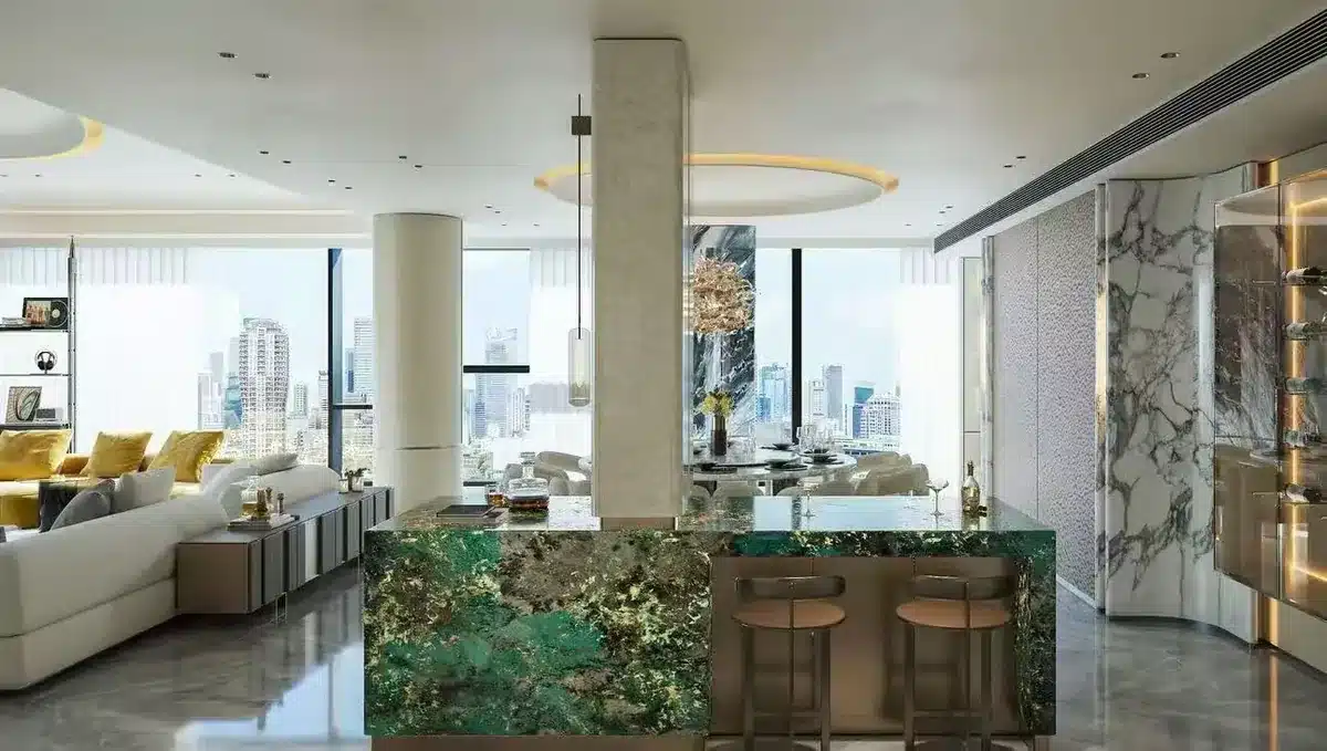 上海融创外滩壹号院 沙发背对餐厅隔断